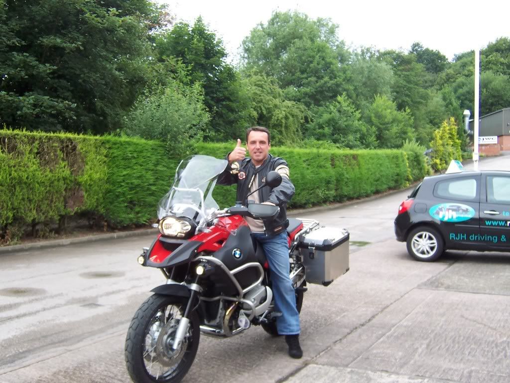 BMWR1200GSRUNNINGIN006.jpg
