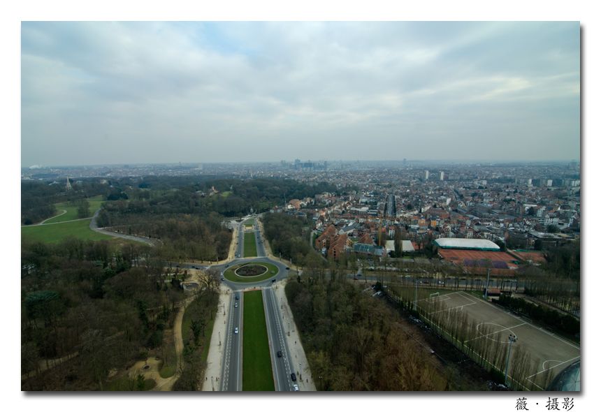  photo atomium04_zps9024e8c3.jpg