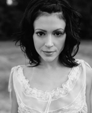 AlyssaShooting0710x15.jpg Alyssa Milano image by heuchelinchen AlyssaShooting0710x15.jpg Alyssa Milano image by heuchelinchen