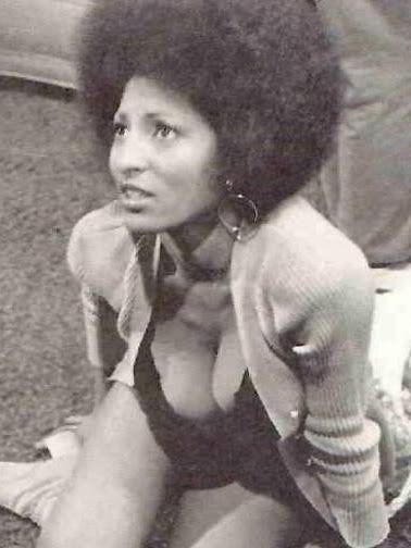 pam-grier-006.jpg