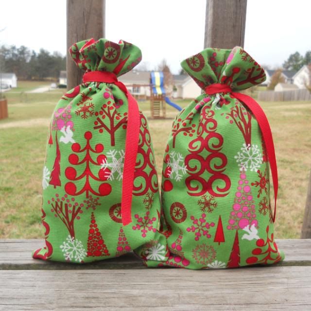 Holiday Reusable Gift Bags Set of 2- Trees