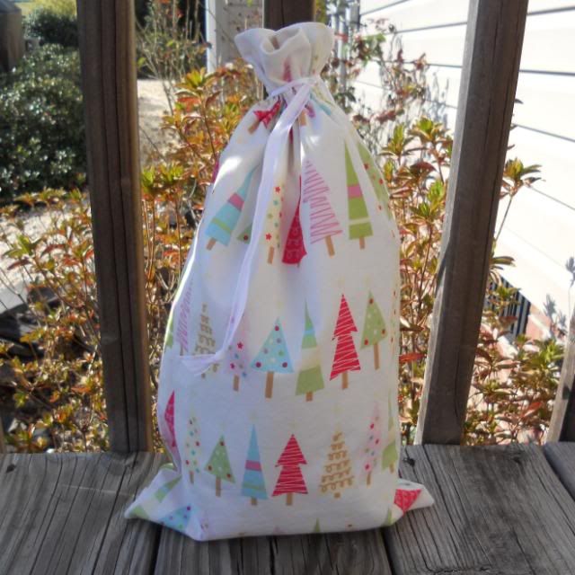 Holiday Reusable Gift Bags- White Trees