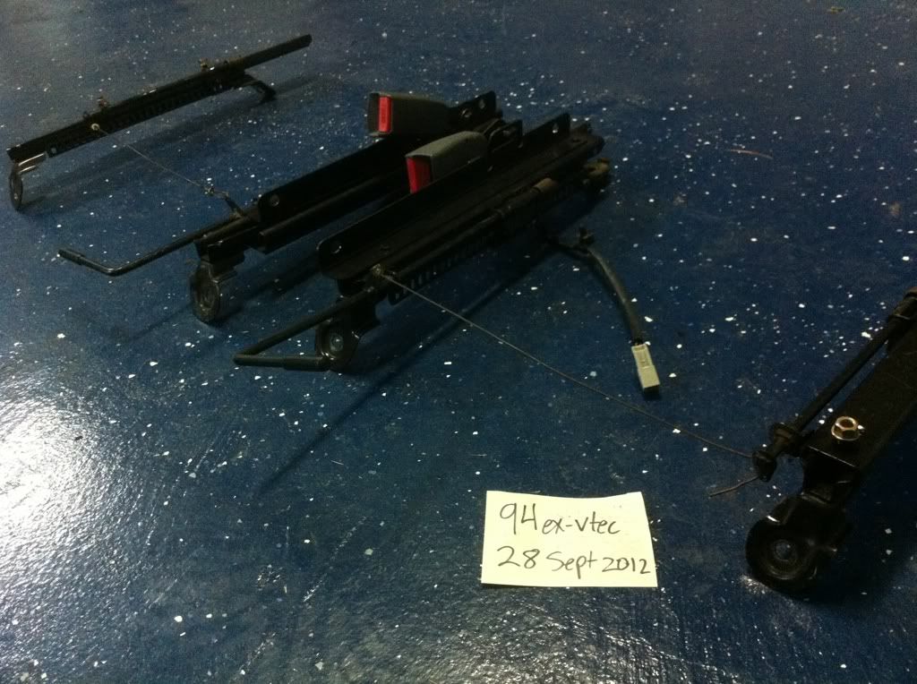 FS Recaro Rails DC2/EG JDM DC2 ITR Rear Strut bar W/ Trim Pieces