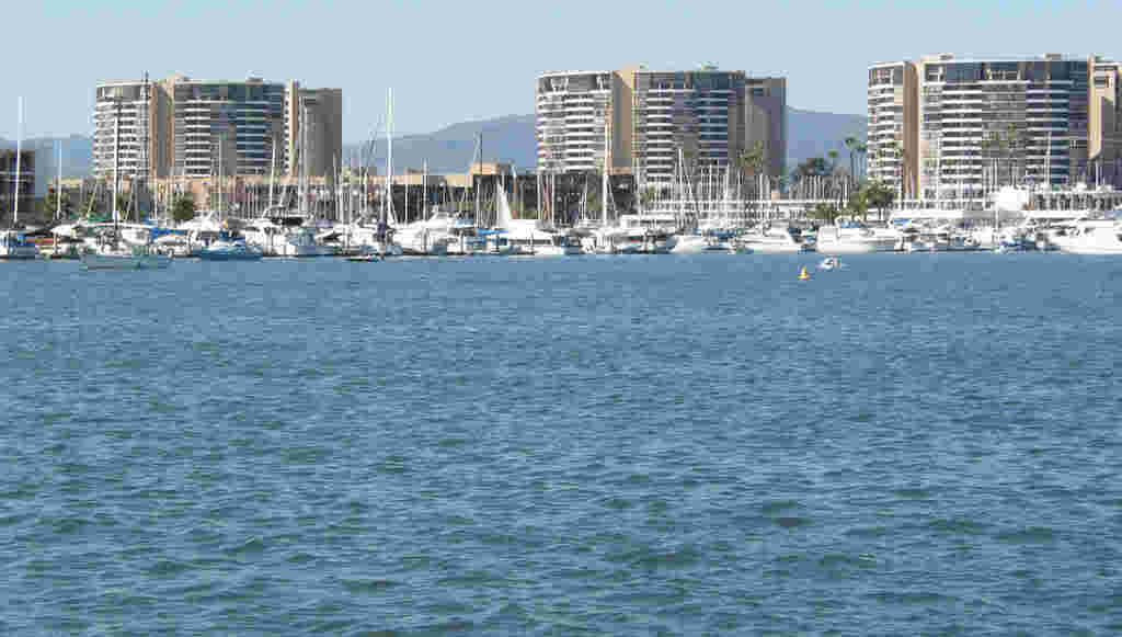 Los Angeles vs. Boston (expensive, living, place, beach) City vs