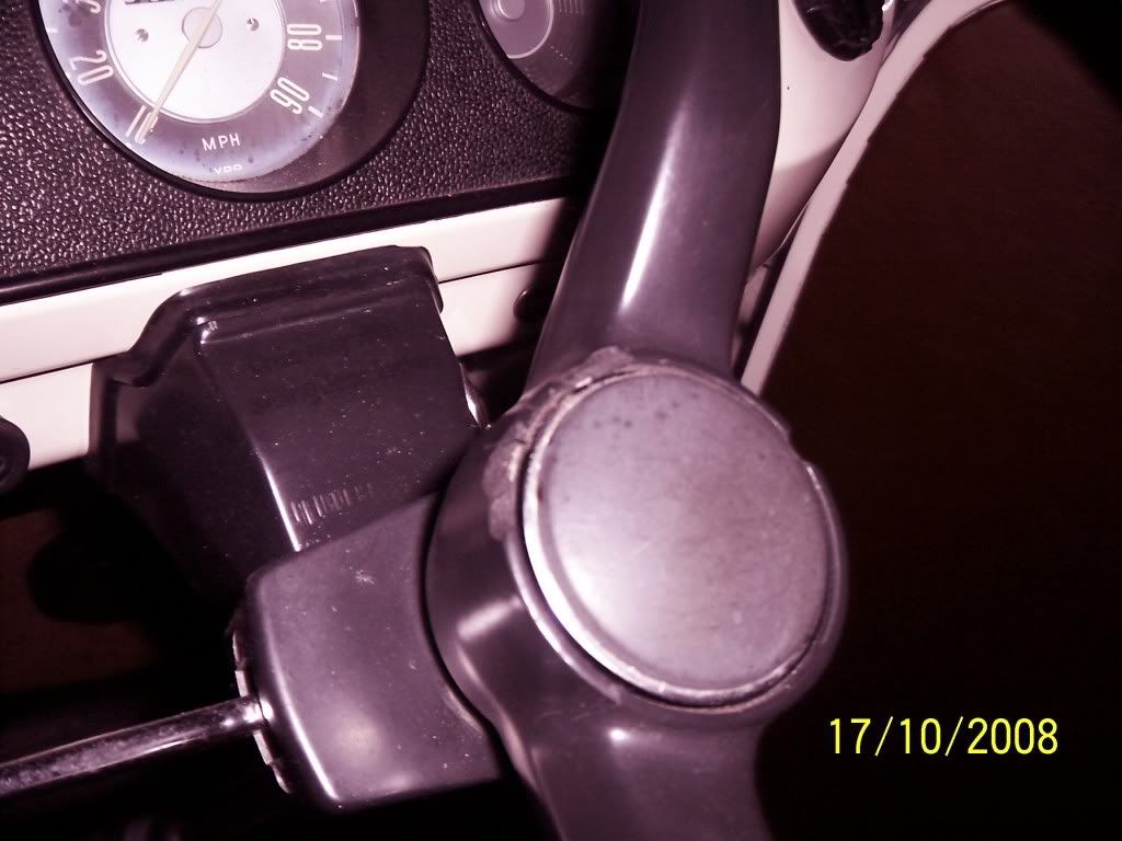 How to repair chiped/cracked steering wheel (& pics)