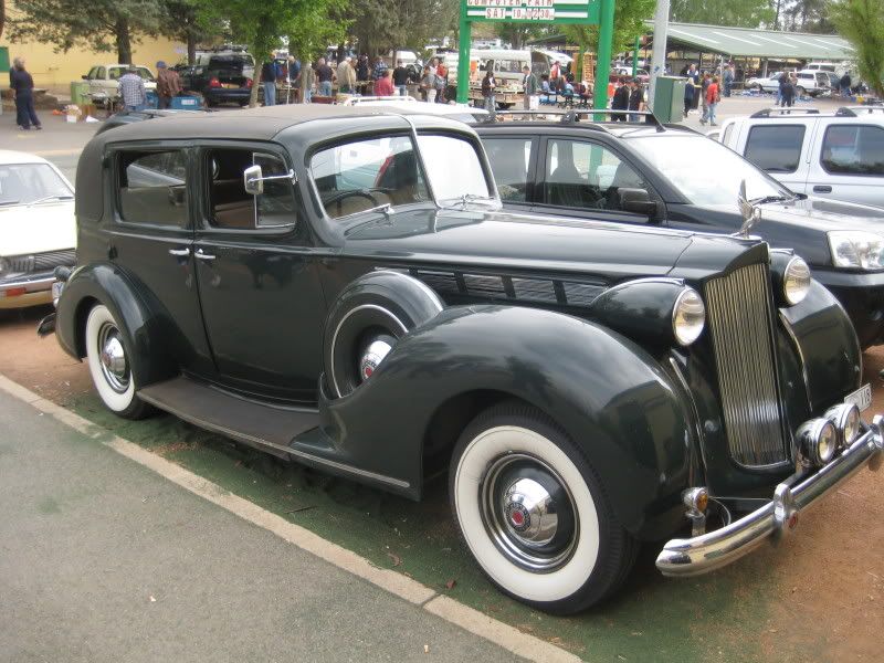 Packard at Canberra Swapmeet Vintage Caravans