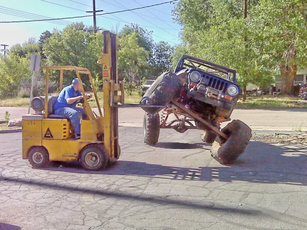 forklift2.jpg